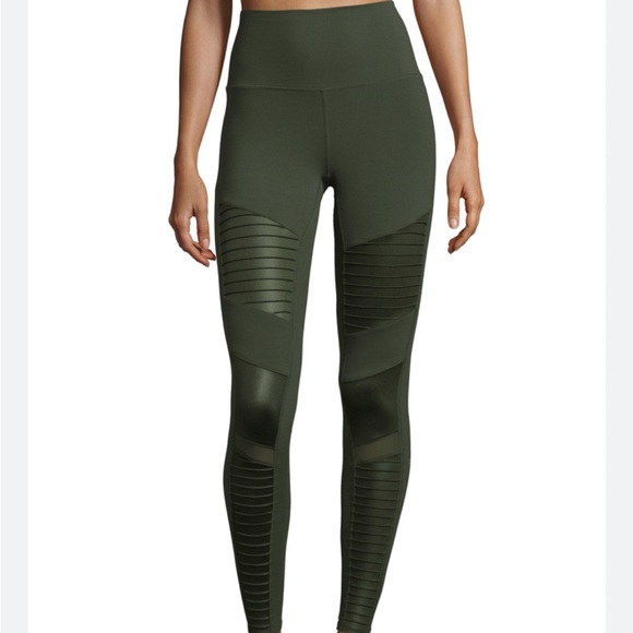 ALO Yoga Pants - Alo green motto leggings